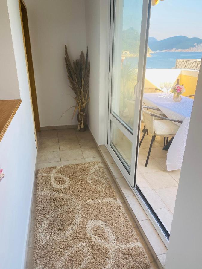 Miomir Perazic Apartments Petrovac Exterior photo